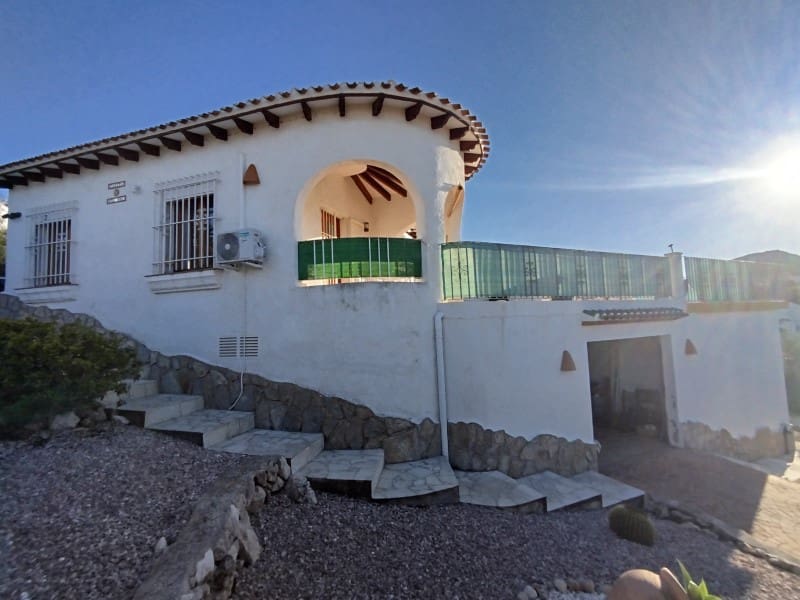 2 bedroom Villa for sale in Denia with pool garage - € 450,000 (Ref: 9491728)