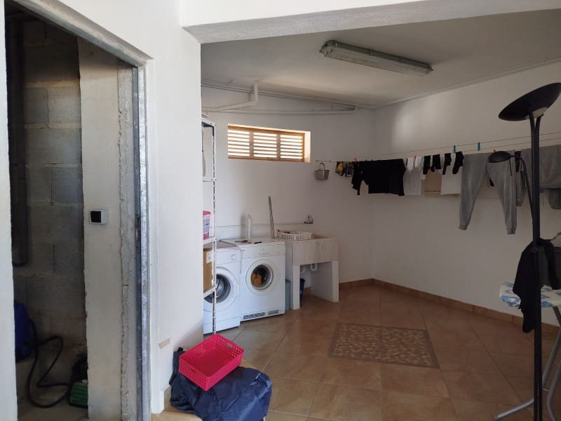 2 bedroom Villa for sale in Denia with pool garage - € 450,000 (Ref: 9491728)
