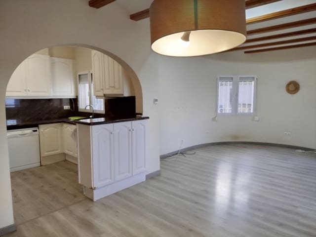 3 soverom Villa til salgs i Ráfol de Almunia med svømmebasseng - € 399 000 (Ref: 9491731)