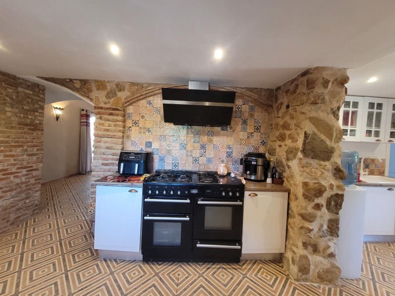 5 sypialnia Finka/Dom wiejski na sprzedaż w Oliva z basenem garażem - 549 000 € (Ref: 9491732)