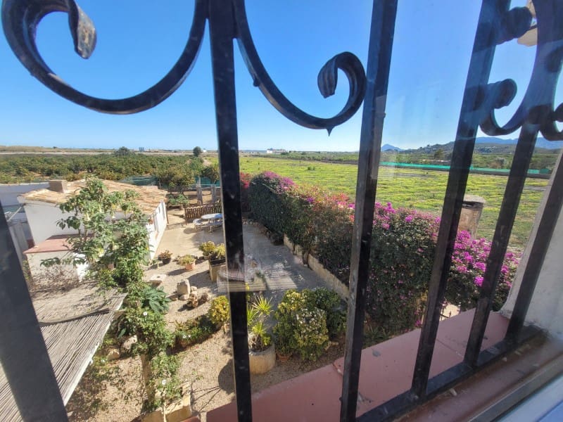 5 sypialnia Finka/Dom wiejski na sprzedaż w Oliva z basenem garażem - 549 000 € (Ref: 9491732)