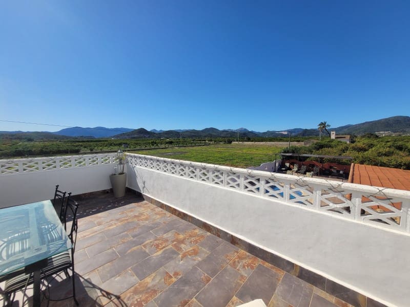 5 sypialnia Finka/Dom wiejski na sprzedaż w Oliva z basenem garażem - 549 000 € (Ref: 9491732)