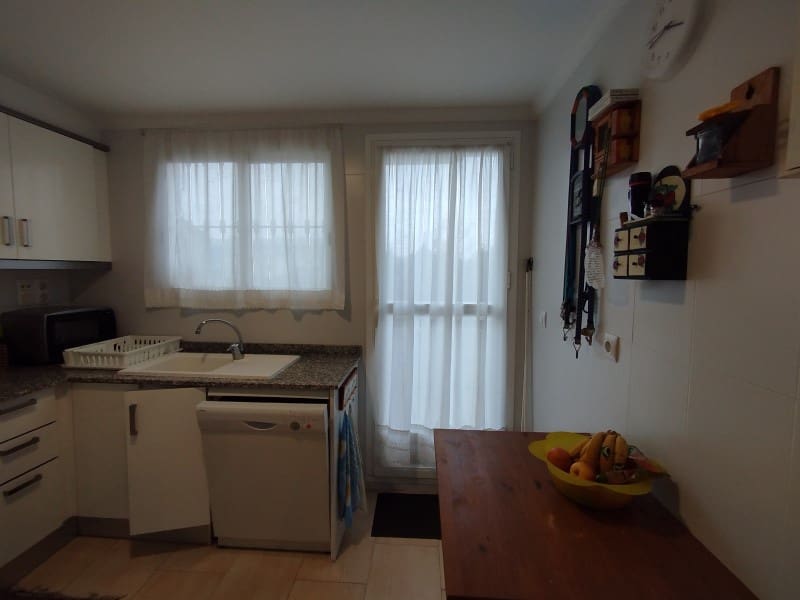 3 soverom Kjedet enebolig til salgs i Oliva med garasje - € 263 000 (Ref: 9491733)