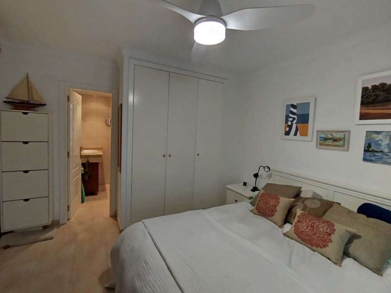 3 soverom Kjedet enebolig til salgs i Oliva med garasje - € 263 000 (Ref: 9491733)