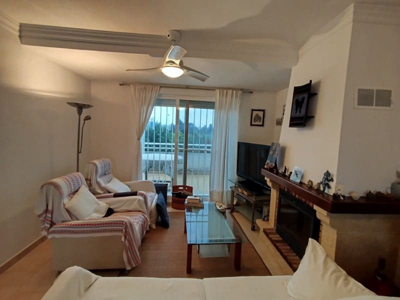 3 soverom Kjedet enebolig til salgs i Oliva med garasje - € 263 000 (Ref: 9491733)