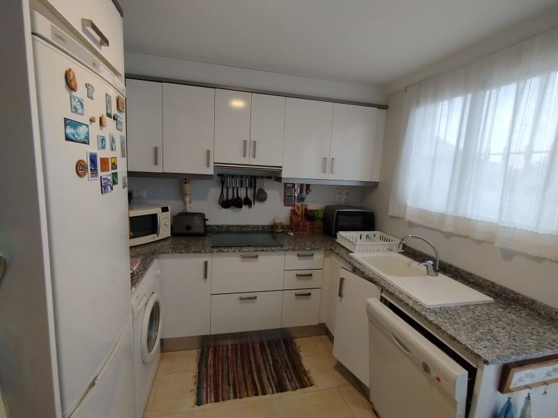 3 soverom Kjedet enebolig til salgs i Oliva med garasje - € 263 000 (Ref: 9491733)