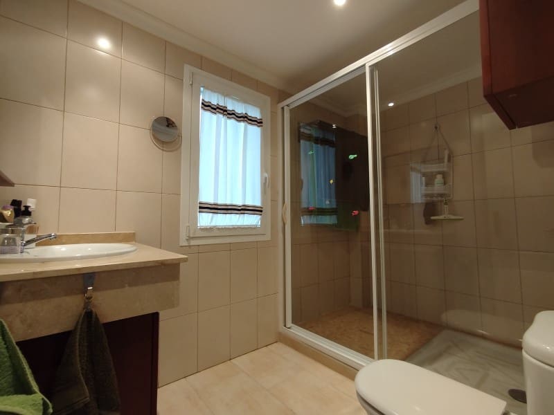 3 soverom Kjedet enebolig til salgs i Oliva med garasje - € 263 000 (Ref: 9491733)