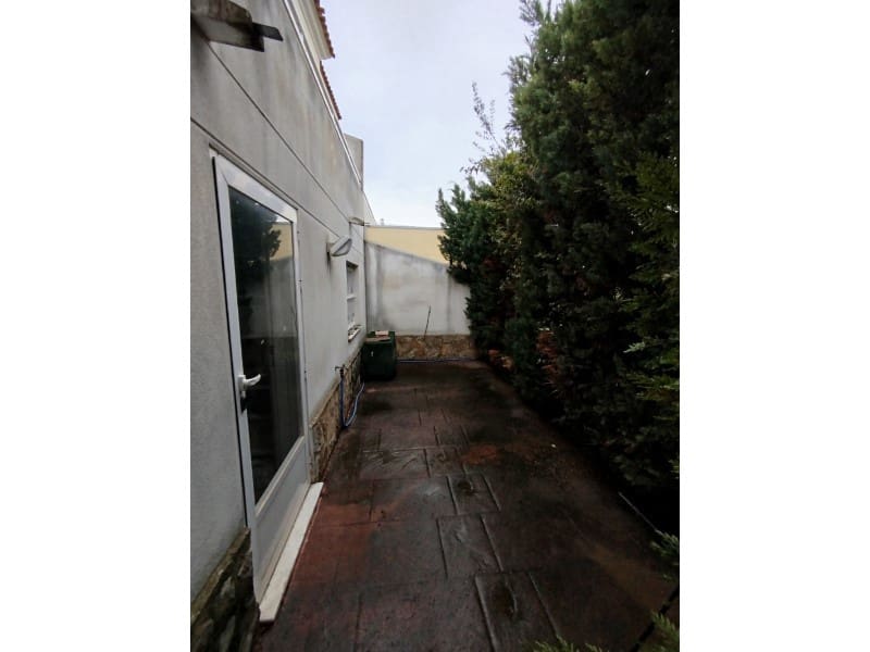 3 soverom Kjedet enebolig til salgs i Oliva med garasje - € 263 000 (Ref: 9491733)