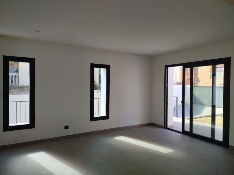 4 bedroom Villa for sale in Denia with pool garage - € 1,200,000 (Ref: 9491734)