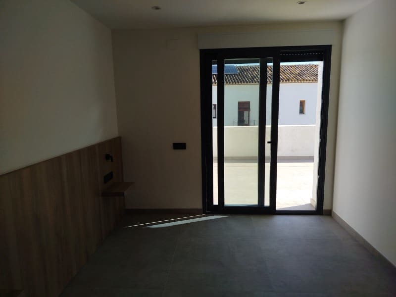 4 bedroom Villa for sale in Denia with pool garage - € 1,200,000 (Ref: 9491734)