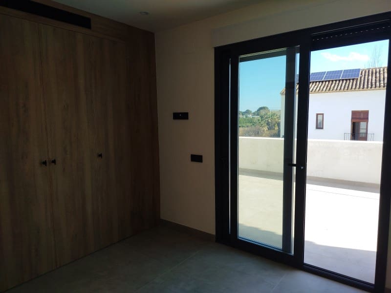 4 bedroom Villa for sale in Denia with pool garage - € 1,200,000 (Ref: 9491734)