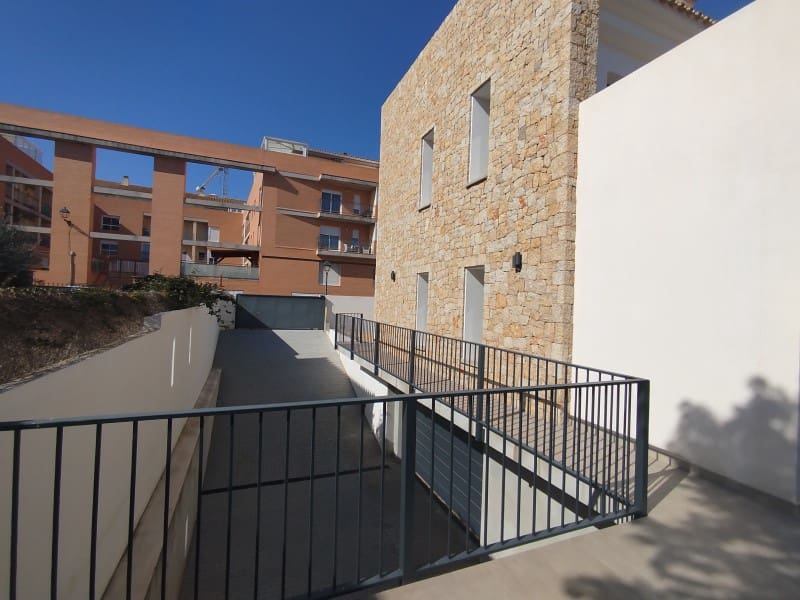 4 bedroom Villa for sale in Denia with pool garage - € 1,200,000 (Ref: 9491734)