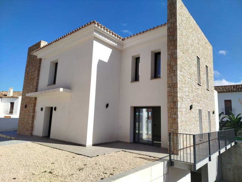 4 bedroom Villa for sale in Denia with pool garage - € 1,200,000 (Ref: 9491734)