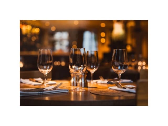 Commercial for sale in Centro Urbano, Dénia - € 120,000 (Ref: 9637438)