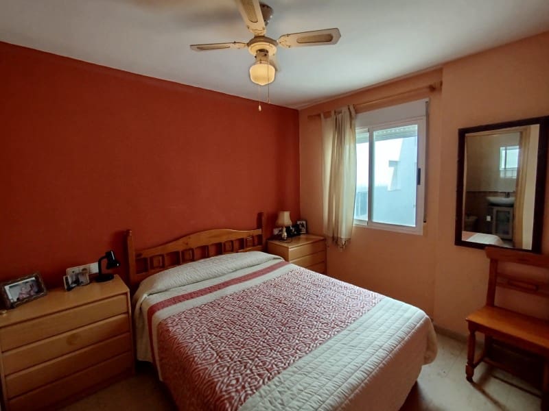 3 soveværelse Lejlighed til salg i Denia med garage - € 240.000 (Ref: 9711902)