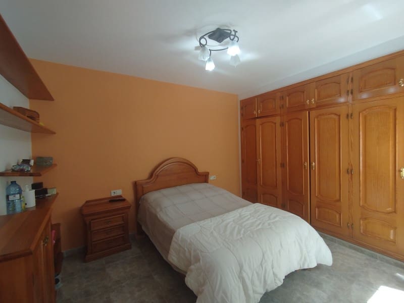 Casa de 4 habitaciones en Benissa en venta - 380.000 € (Ref: 9914056)