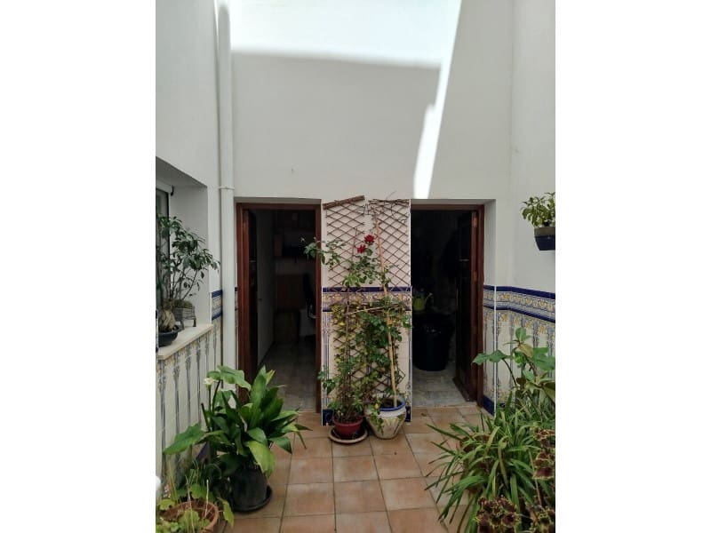 Casa de 4 habitaciones en Benissa en venta - 380.000 € (Ref: 9914056)