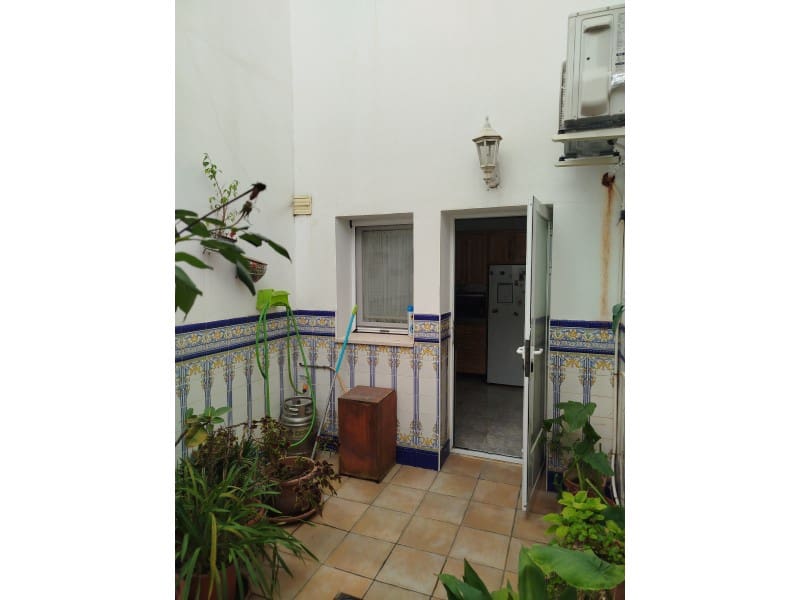 Casa de 4 habitaciones en Benissa en venta - 380.000 € (Ref: 9914056)