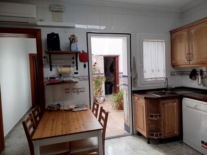 Casa de 4 habitaciones en Benissa en venta - 380.000 € (Ref: 9914056)
