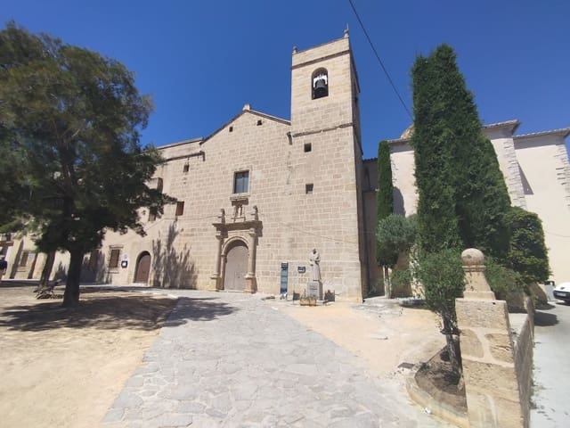 Casa de 4 habitaciones en Benissa en venta - 380.000 € (Ref: 9914056)