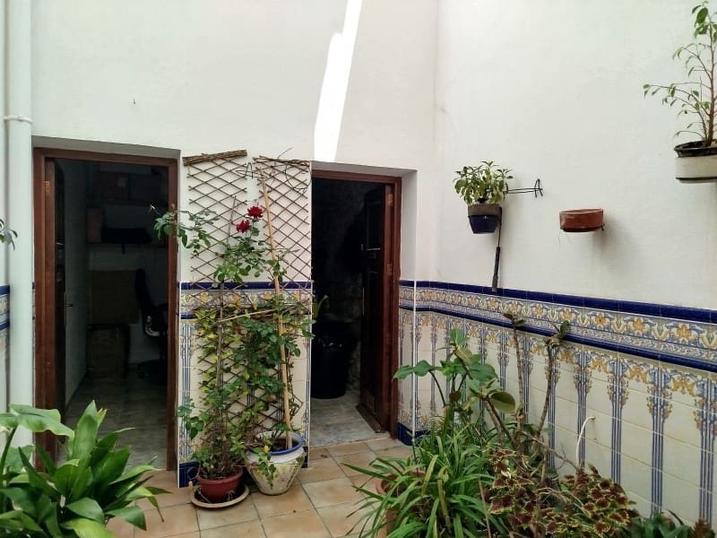 Casa de 4 habitaciones en Benissa en venta - 380.000 € (Ref: 9914056)