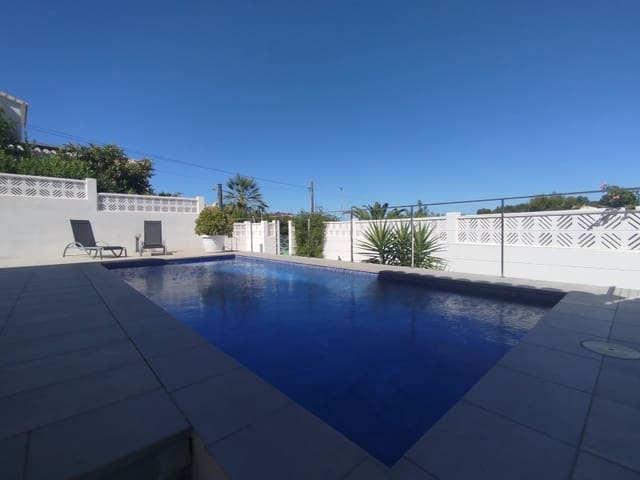 3 soverom Villa til salgs i El Montgó, Dénia med svømmebasseng garasje - € 520 000 (Ref: 9915920)