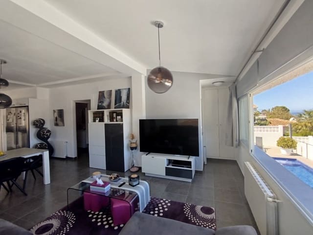 3 soverom Villa til salgs i El Montgó, Dénia med svømmebasseng garasje - € 520 000 (Ref: 9915920)