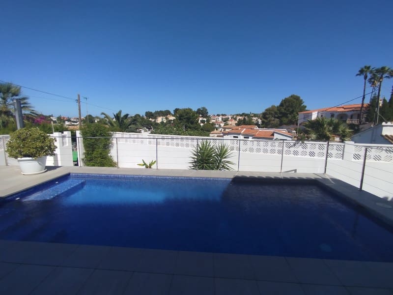 3 soverom Villa til salgs i Denia med svømmebasseng garasje - € 520 000 (Ref: 9915920)