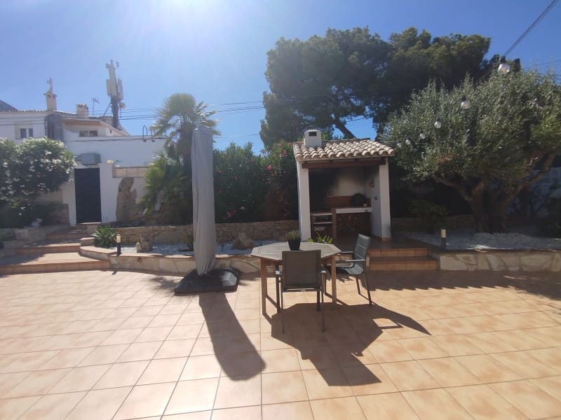 3 soverom Villa til salgs i Denia med svømmebasseng garasje - € 520 000 (Ref: 9915920)