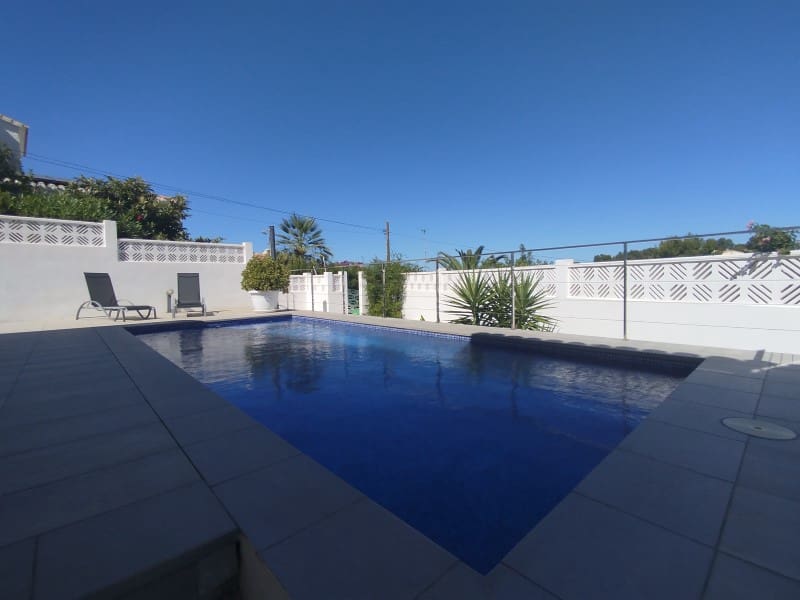 3 soverom Villa til salgs i Denia med svømmebasseng garasje - € 520 000 (Ref: 9915920)