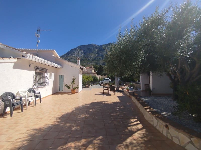 3 soverom Villa til salgs i Denia med svømmebasseng garasje - € 520 000 (Ref: 9915920)