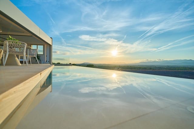 4 sypialnia Willa na sprzedaż w Costitx z basenem garażem - 2 599 000 € (Ref: 10163166)