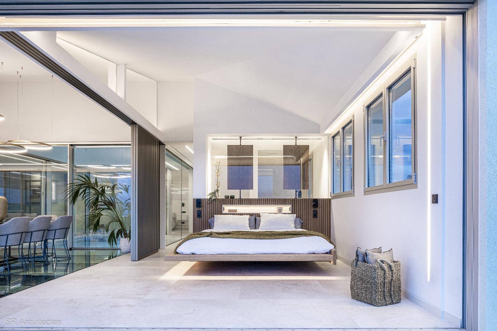 4 bedroom Villa for sale in Costitx with pool garage - € 2,599,000 (Ref: 10163166)