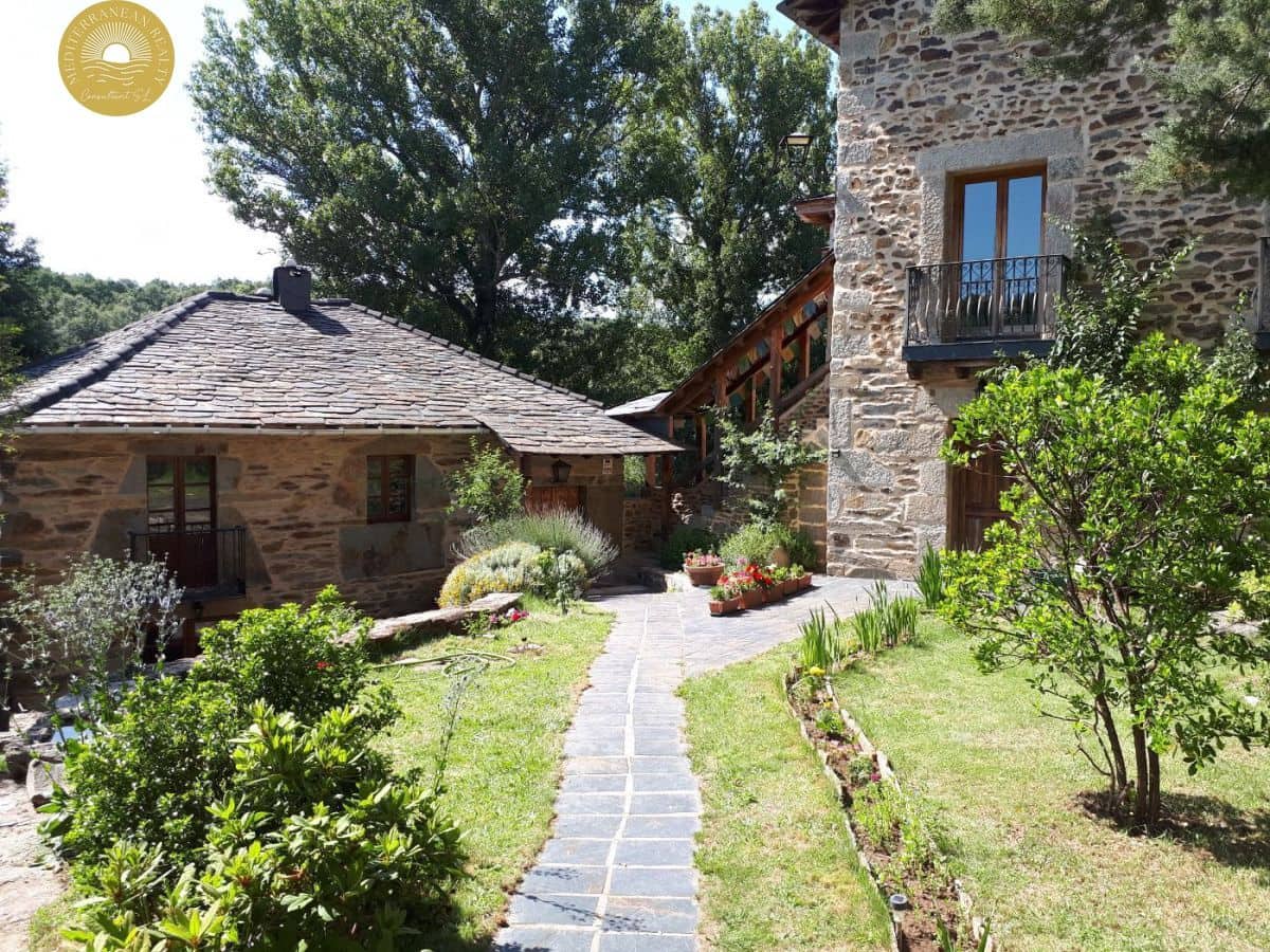 8 soveværelse Hotel til salg i Puebla de Sanabria med garage - € 548.800 (Ref: 7869001)