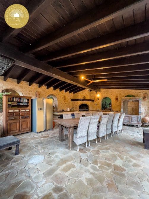 15 slaapkamer Villa te koop in Santa Eulalia / Santa Eularia met zwembad garage - € 5.000.000 (Ref: 7869031)