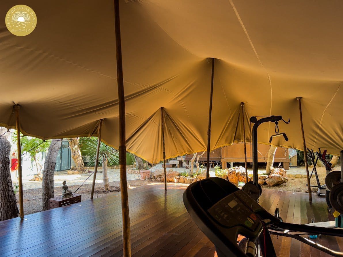 15 slaapkamer Villa te koop in Santa Eulalia / Santa Eularia met zwembad garage - € 5.000.000 (Ref: 7869031)