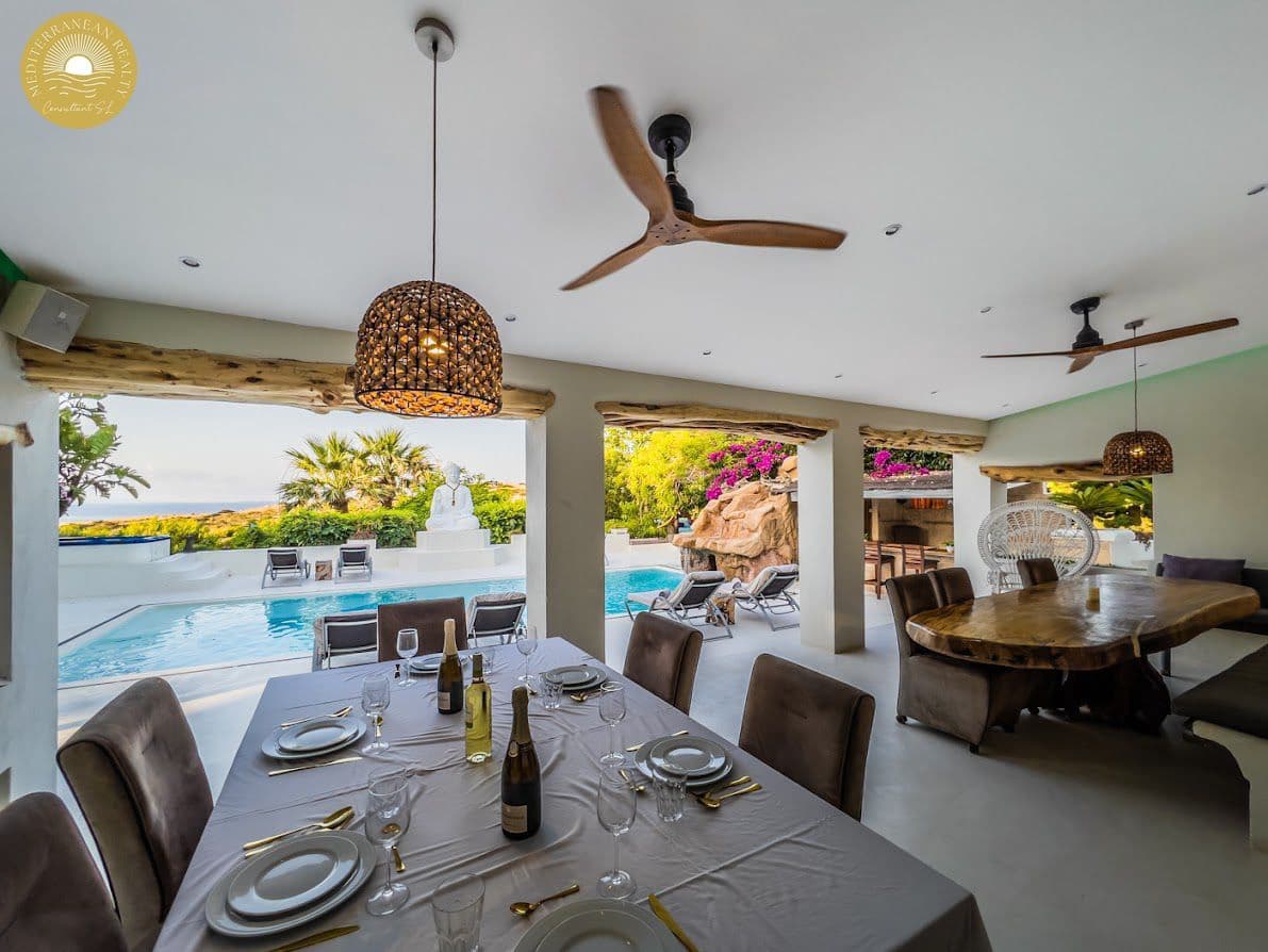 15 slaapkamer Villa te koop in Santa Eulalia / Santa Eularia met zwembad garage - € 5.000.000 (Ref: 7869031)