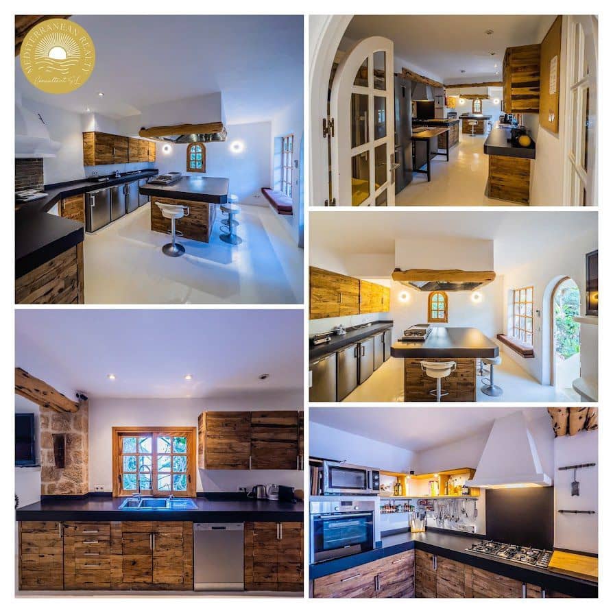 15 slaapkamer Villa te koop in Santa Eulalia / Santa Eularia met zwembad garage - € 5.000.000 (Ref: 7869031)