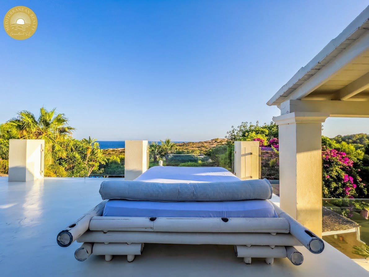 15 slaapkamer Villa te koop in Santa Eulalia / Santa Eularia met zwembad garage - € 5.000.000 (Ref: 7869031)