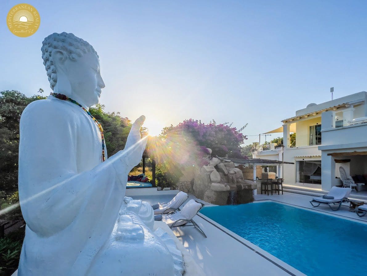 15 slaapkamer Villa te koop in Santa Eulalia / Santa Eularia met zwembad garage - € 5.000.000 (Ref: 7869031)