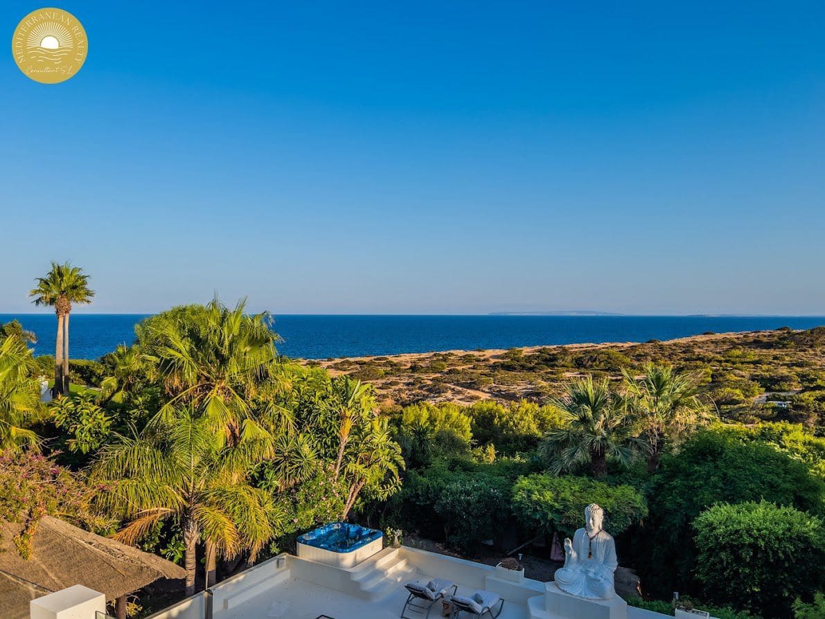 15 slaapkamer Villa te koop in Santa Eulalia / Santa Eularia met zwembad garage - € 5.000.000 (Ref: 7869031)