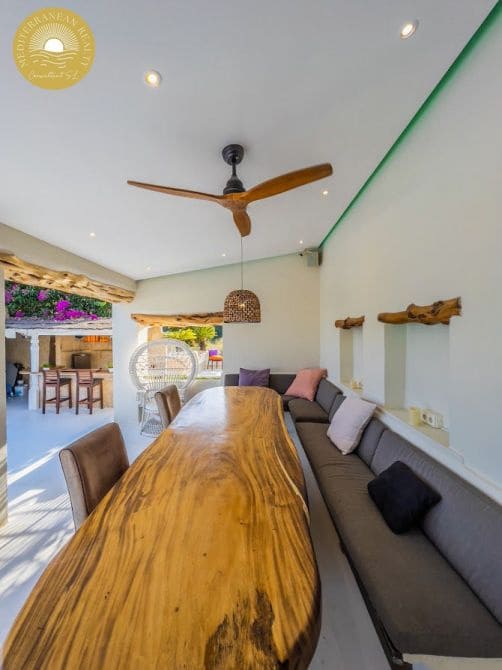 15 slaapkamer Villa te koop in Santa Eulalia / Santa Eularia met zwembad garage - € 5.000.000 (Ref: 7869031)