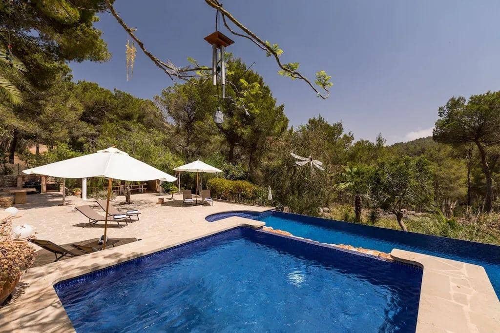 6 bedroom Villa for sale in San Jose / Sant Josep de Sa Talaia with pool - € 3,900,000 (Ref: 8044048)