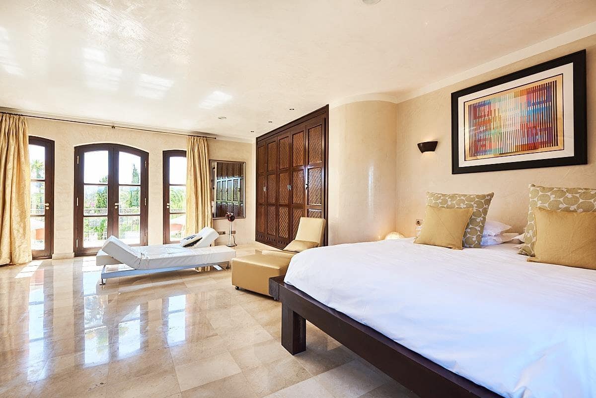 5 sypialnia Willa na sprzedaż w San Jose / Sant Josep de Sa Talaia z basenem garażem - 7 200 000 € (Ref: 8047955)