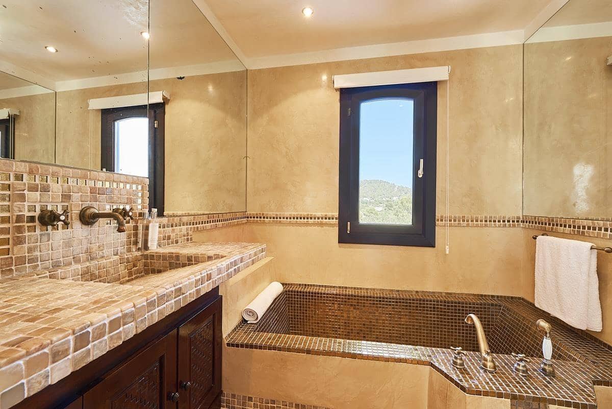 5 sypialnia Willa na sprzedaż w San Jose / Sant Josep de Sa Talaia z basenem garażem - 7 200 000 € (Ref: 8047955)