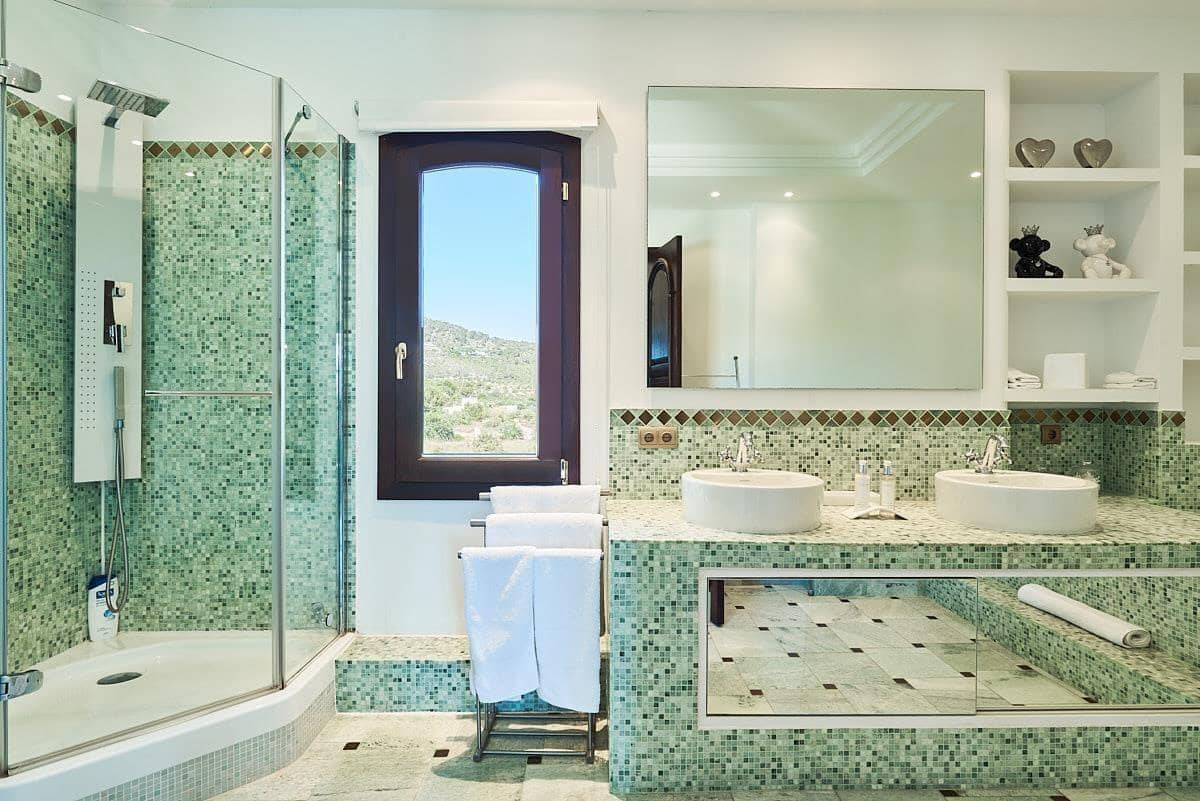 5 sypialnia Willa na sprzedaż w San Jose / Sant Josep de Sa Talaia z basenem garażem - 7 200 000 € (Ref: 8047955)