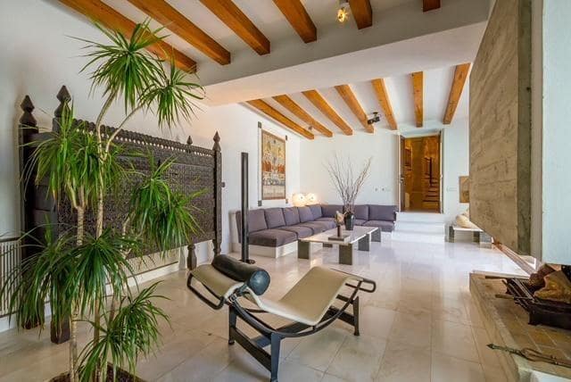 5 bedroom Townhouse for sale in Ibiza / Eivissa town with pool garage - € 6,500,000 (Ref: 8070518)