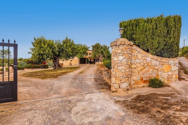 3 quarto Moradia para venda em Manacor com piscina - 850 000 € (Ref: 8101932)