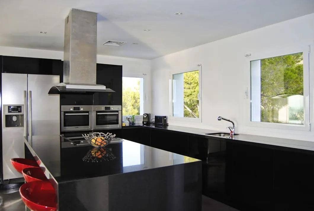 8 bedroom Villa for sale in San Jose / Sant Josep de Sa Talaia with pool garage - € 6,400,000 (Ref: 8149882)