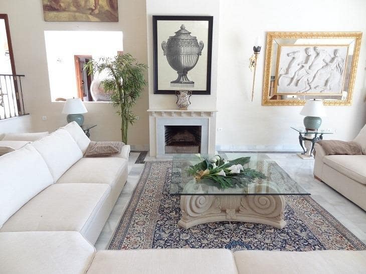 5 bedroom Villa for sale in Estepona with pool garage - € 10,000,000 (Ref: 8268993)